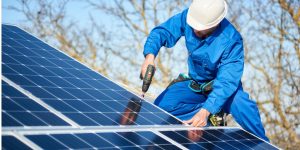 Installation Maintenance Panneaux Solaires Photovoltaïques à Ferriere-la-Grande